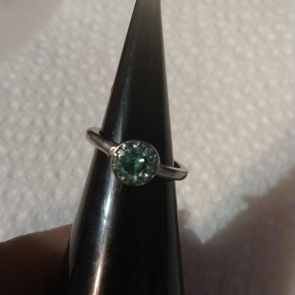 Vintage little girls ring silver tone with blue/green stones (sku 1074) - Picture 5 of 5